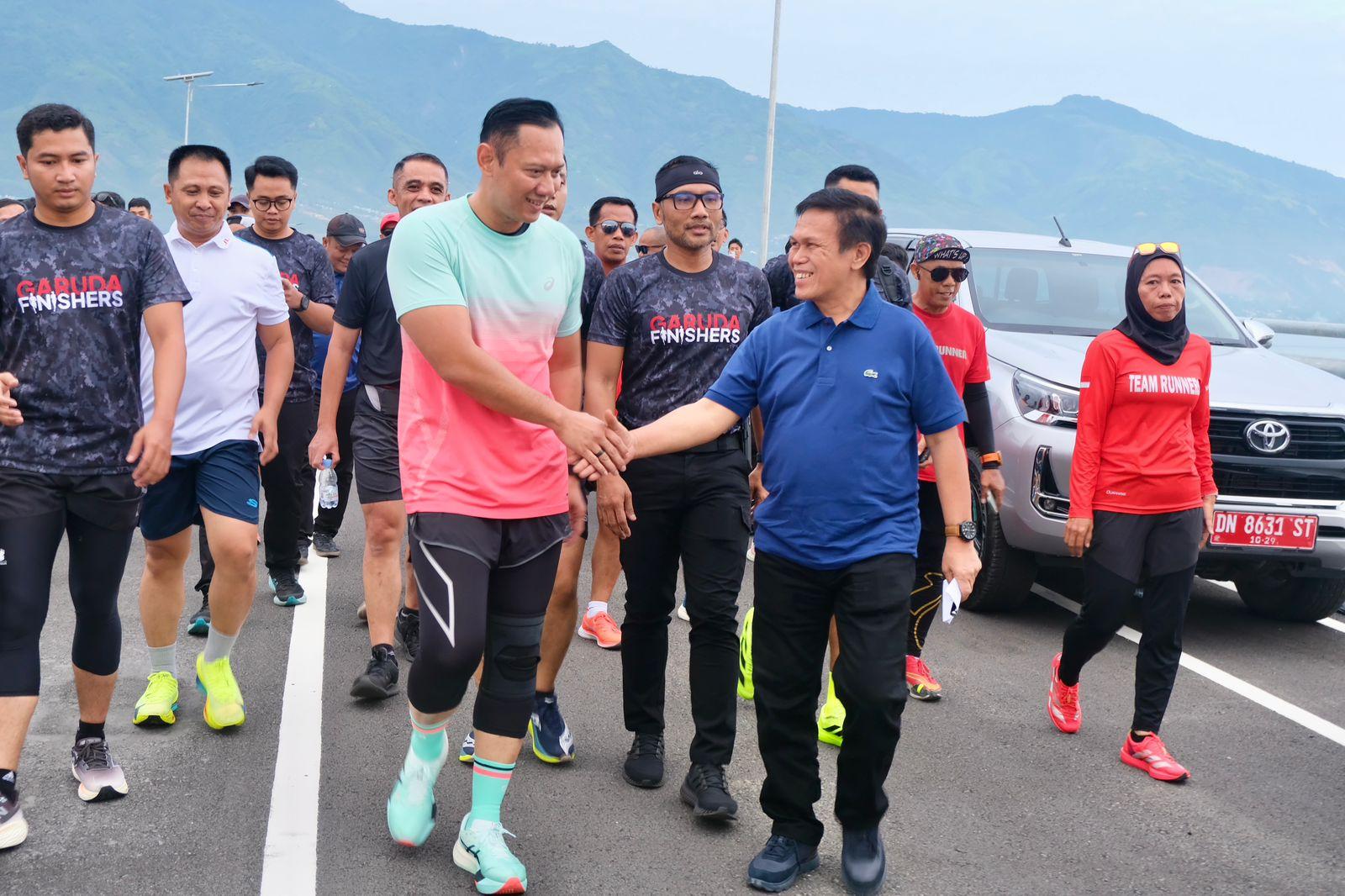 Kepala BPIW Dampingi Menko AHY Tinjau Rekonstruksi dan Penanganan Tanggul Jalan Cumi-Cumi (Coast Area) dan Pembangunan Jembatan Palu IV.