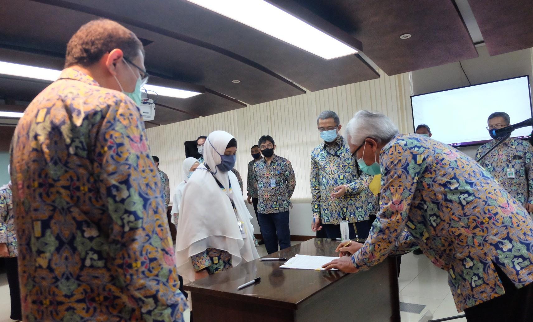 Kepala BPIW Lantik 4 Pejabat Pengawas dan 3 Pejabat Fungsional