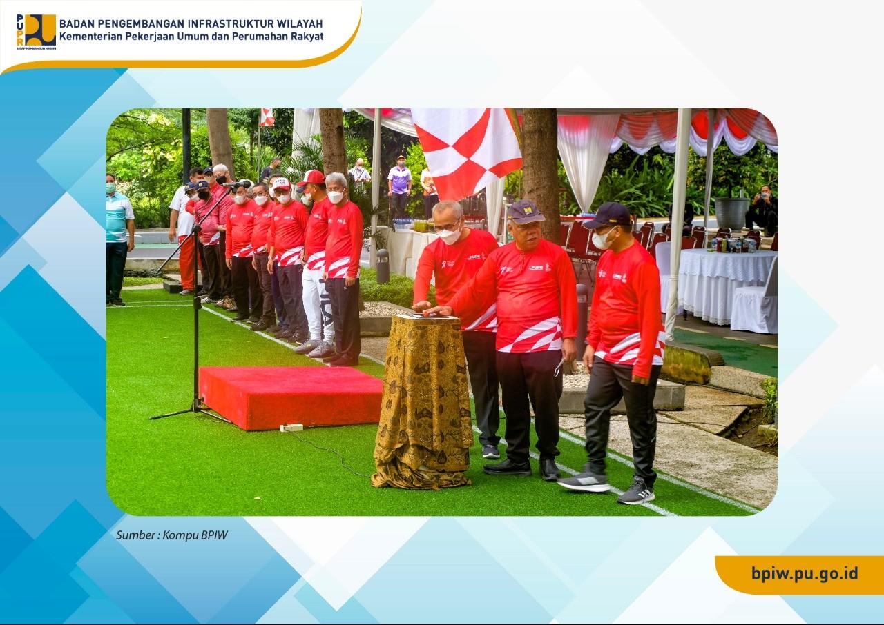 Menteri PUPR Buka Pekan Olah Raga dan Seni dalam Rangka HUT RI ke-77