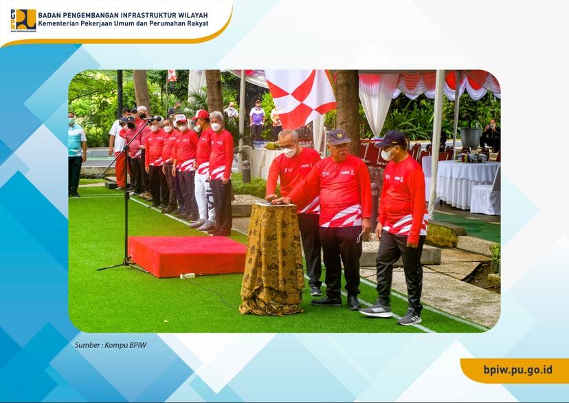 Menteri PUPR Buka Pekan Olah Raga dan Seni dalam Rangka HUT RI ke-77